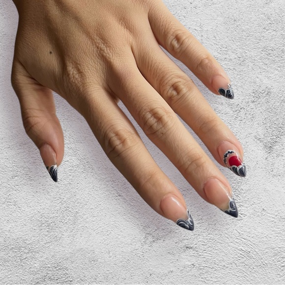 HANDPAINTED “GREAT WAVE OF KANAGAWA” ART GEL PRESS ON NAILS - Picture 2 of 2